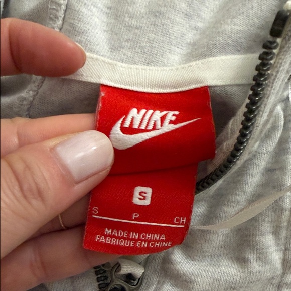 Nike Jacket - Picture 3 of 6